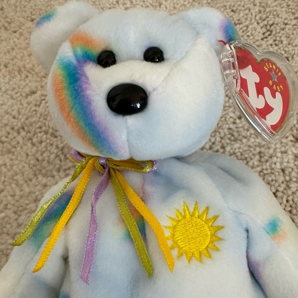 Ty Beanie Babies Bear Cheery August 18, 2000 - Picture 6 of 12